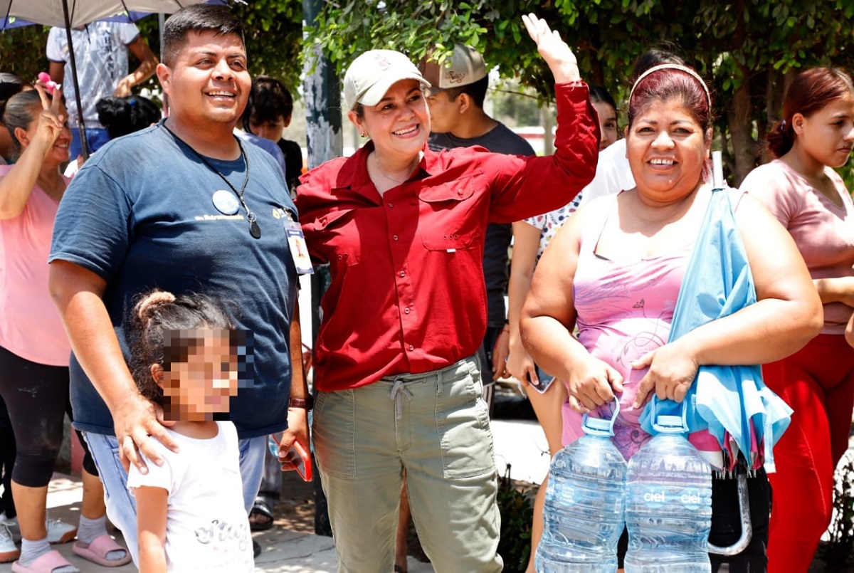 Reparten agua del Aquatón 2024 también en Mazatlán, cinco comunidades han sido beneficiadas