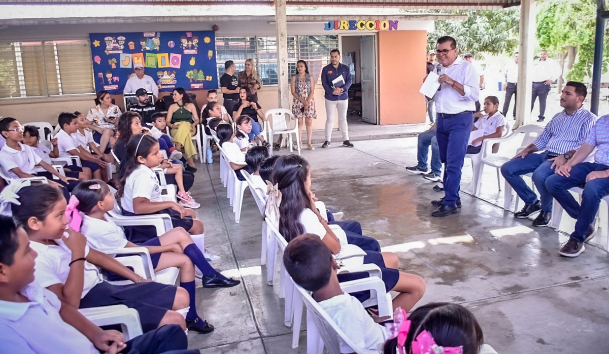 Inicia instalación de subestación eléctrica en primaria Sor Juana Inés de la Cruz en Mazatlán
