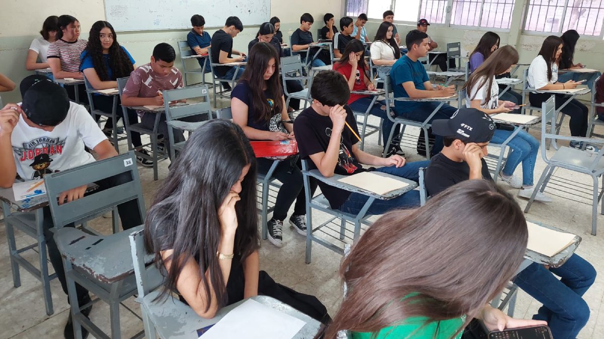 Más de 5 mil aspirantes presentan examen de admisión en la Unidad Centro-Norte de la UAS