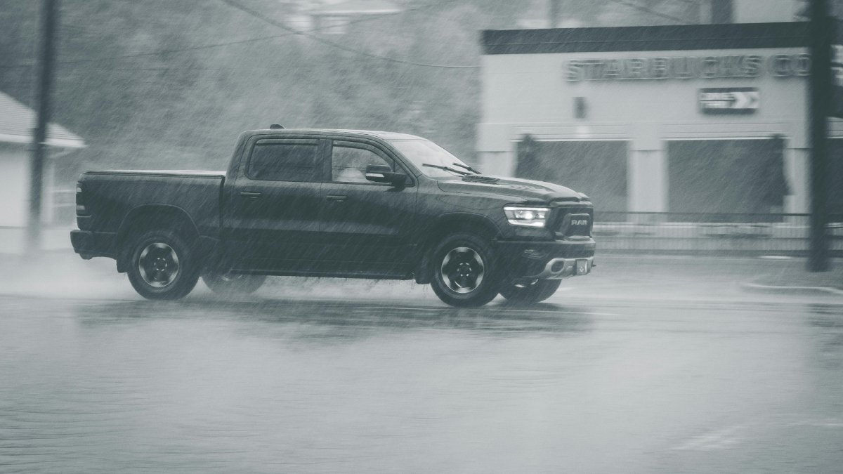 ¡Extrema precauciones! Prevé estos 5 cuidados en tu vehículo esta temporada de lluvias