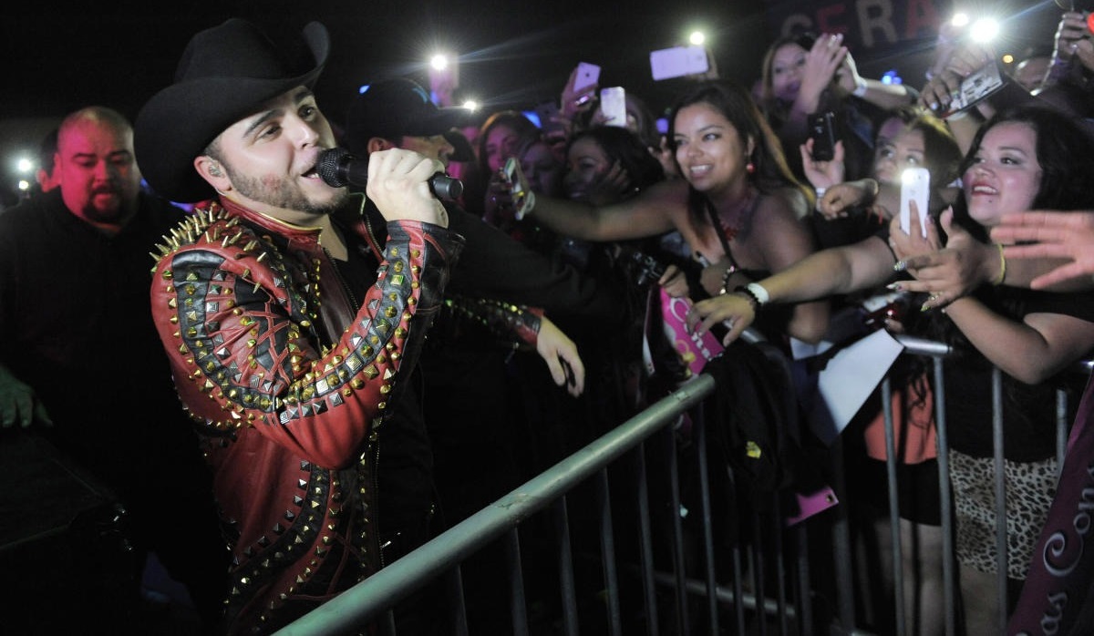 Corridos progresivos 2024: Regulo Caro confirma el regreso del subgénero