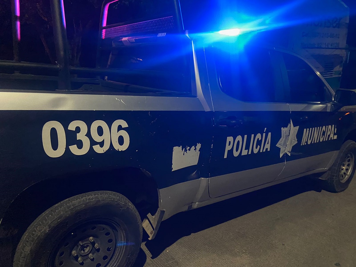 ¡Les apuntaron desde la ventana! Padre acompañado de su hijo es despojado de su auto en Culiacán