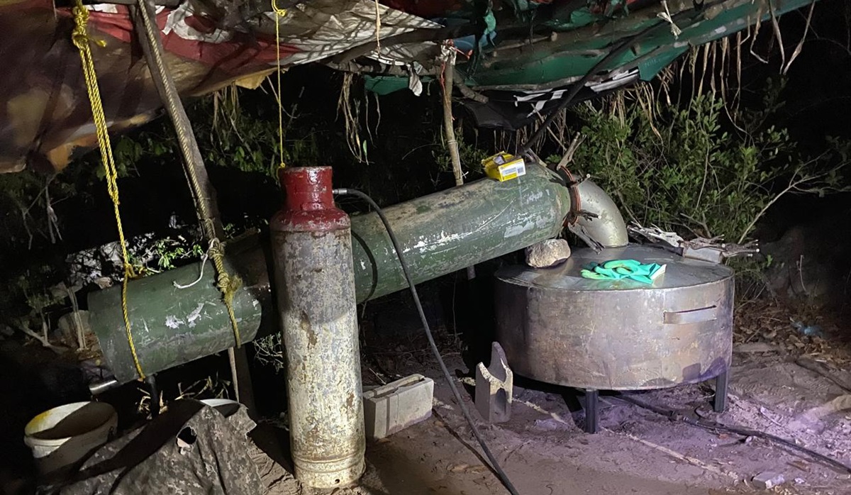Estaban en El Tecomate, acaban con tres laboratorios clandestinos