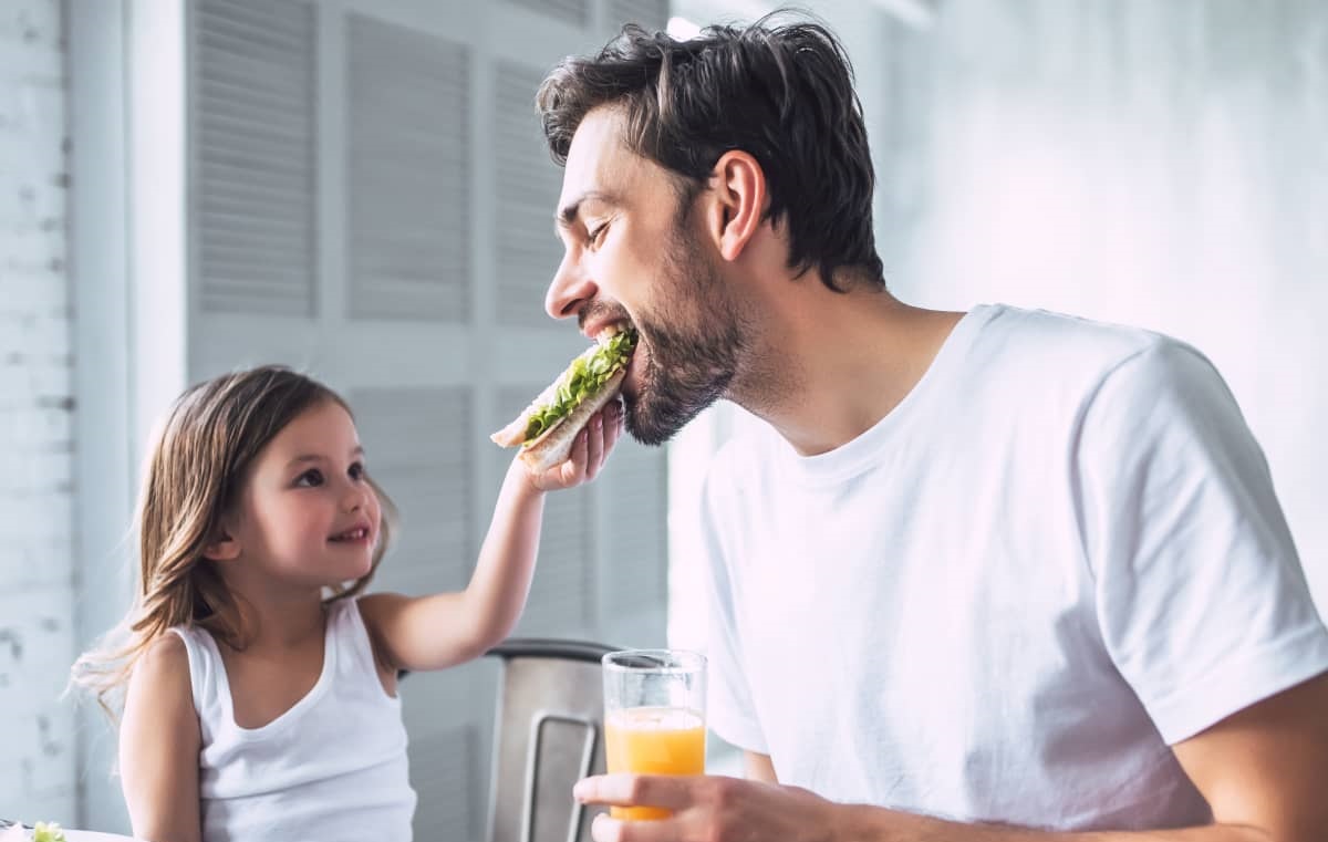 Ahora le toca a papá: 5 planes económicos pero significativos para festejar el Día del Padre