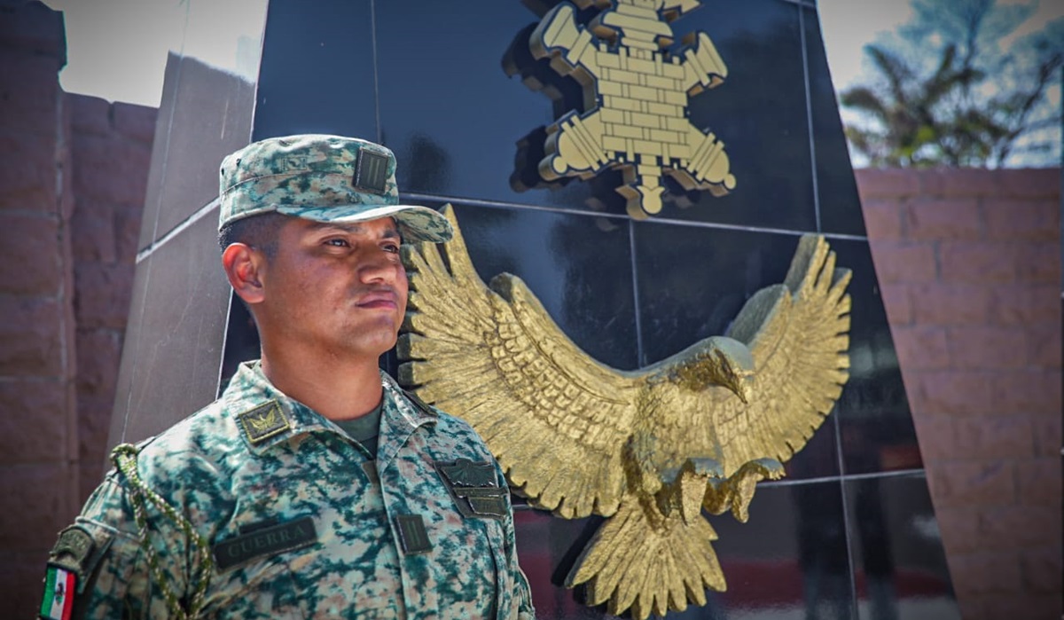 “Que mis hijas me reciban con abrazos me llena de alegría”: Militar que celebra orgulloso el Día del Padre 