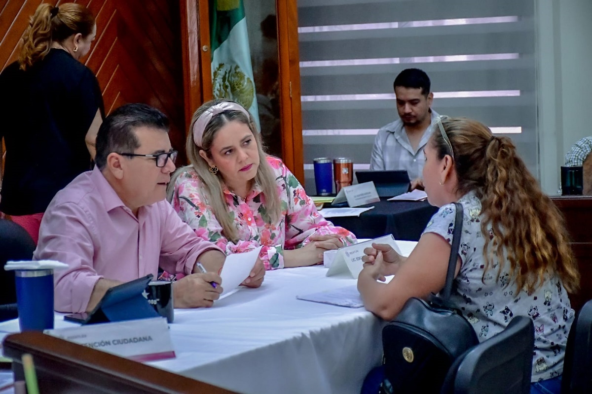 Aprovechan mazatlecos el regreso de las audiencias públicas ‘Escuchando A La Gente’