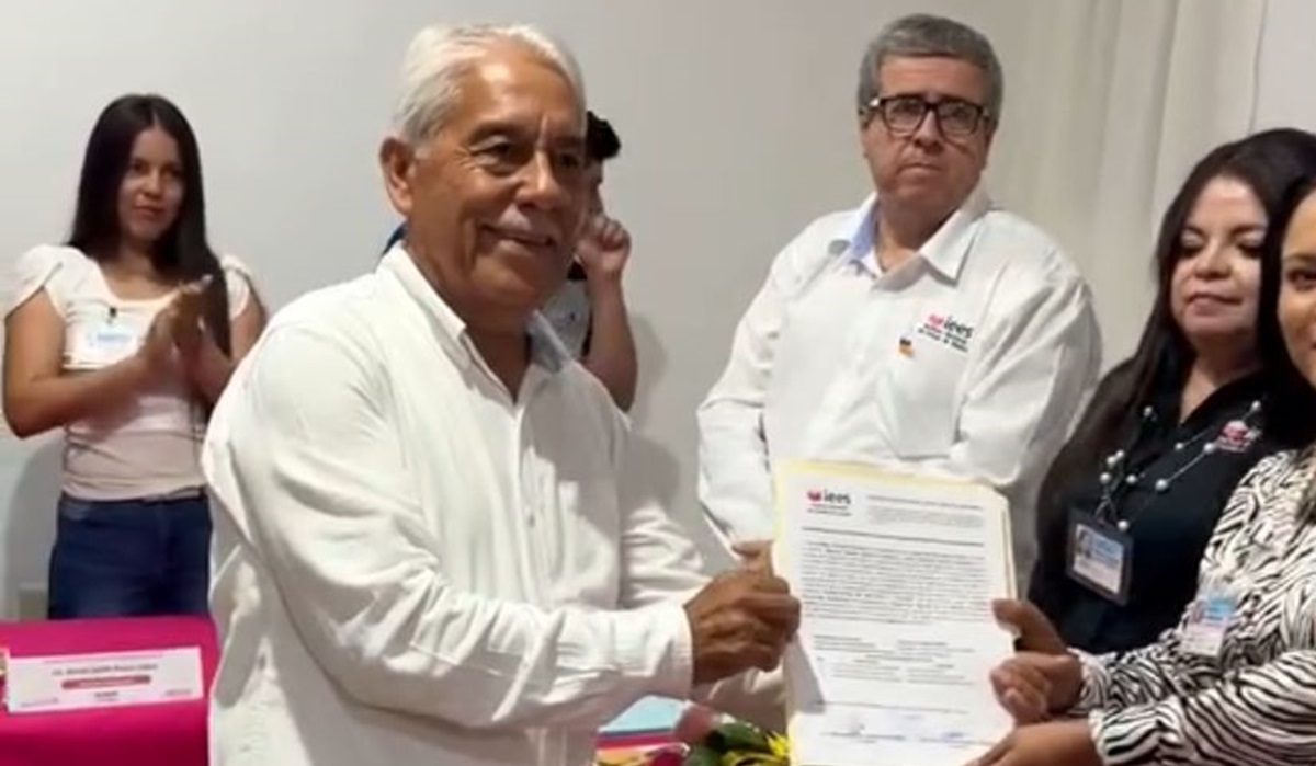 Faustino Torres recibe constancia de mayoría y se convierte en el primer alcalde de Eldorado