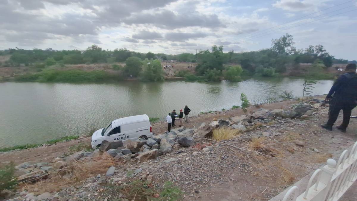Flota cadáver en el Río Humaya al norte de Culiacán
