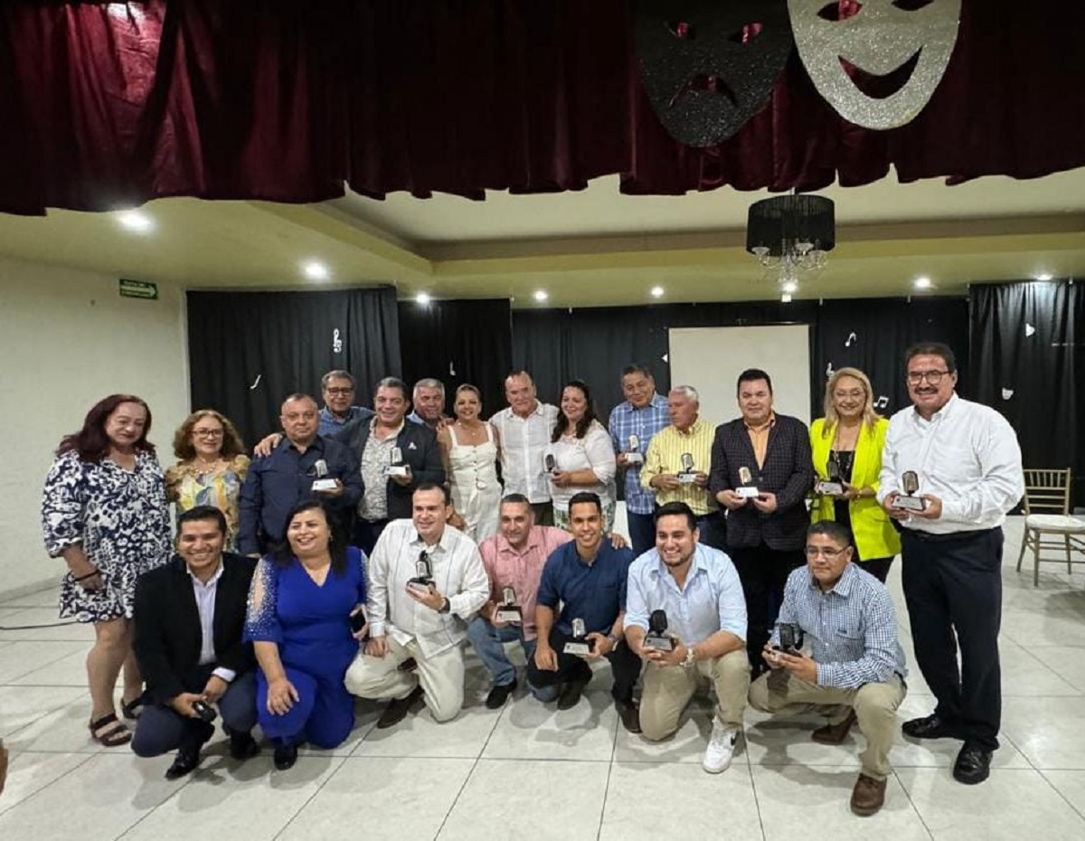 Reciben galardón 18 periodistas de Sinaloa; uno es Joel Jiménez de Los Noticieristas