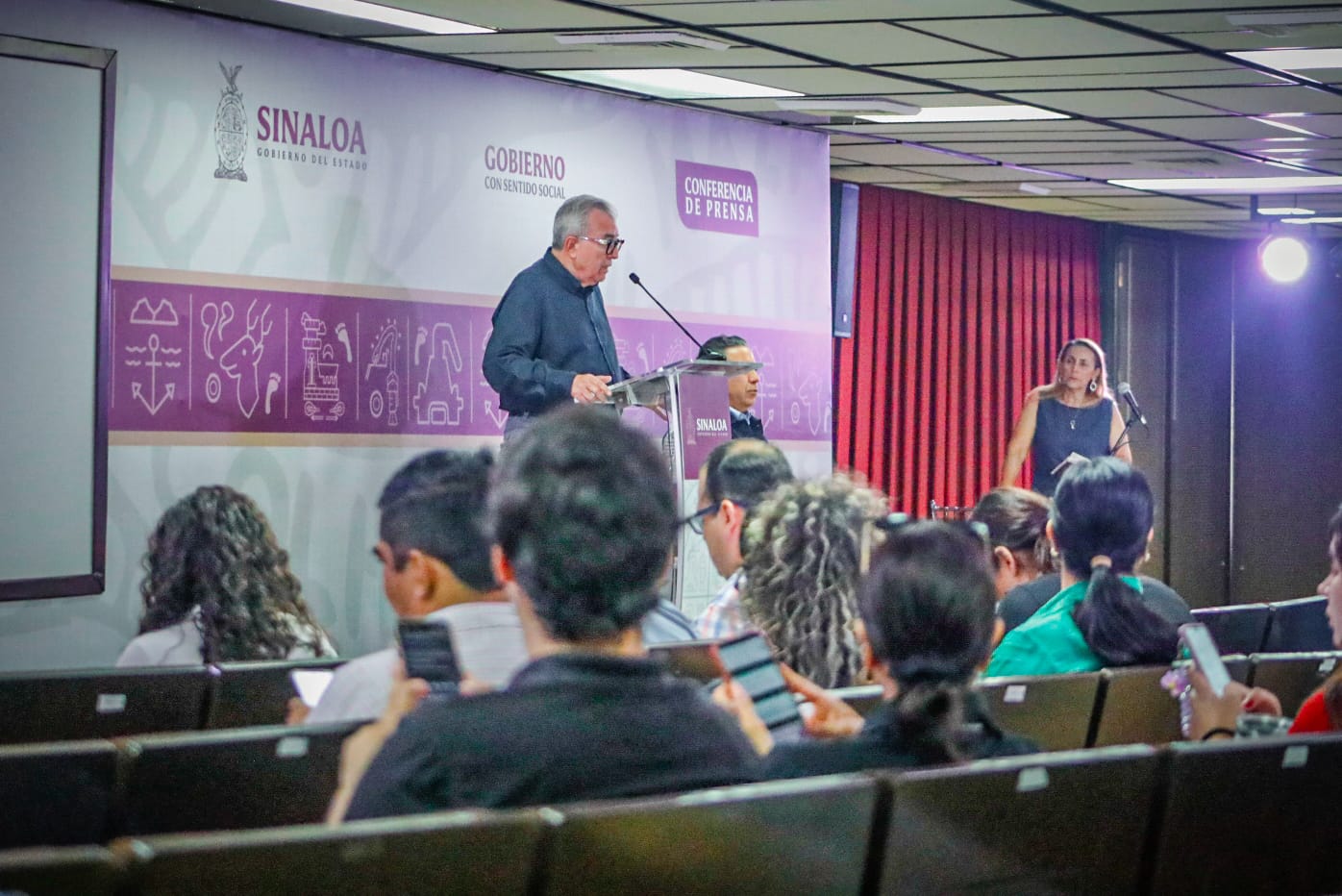 “Son actos de intimidación y barbarie”: Gobernador sobre ataque a Diario Adiscusión
