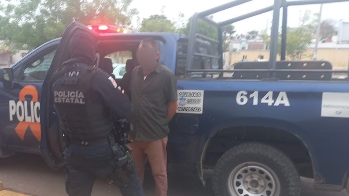 ¡Se escondió el producto entre la ropa! Detienen policías estatales a hombre por probable robo a comercio 