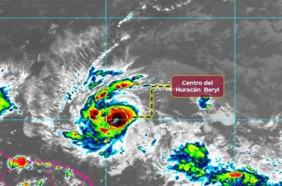 Clima | Huracán ‘Beryl’ se fortalece a categoría 4 ¿hay riesgo para el territorio mexicano?