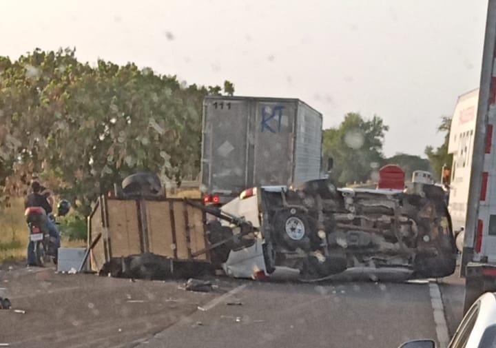 En Culiacán, iba con su mascota y le choca un autobús en la Maxipista; hay un lesionado