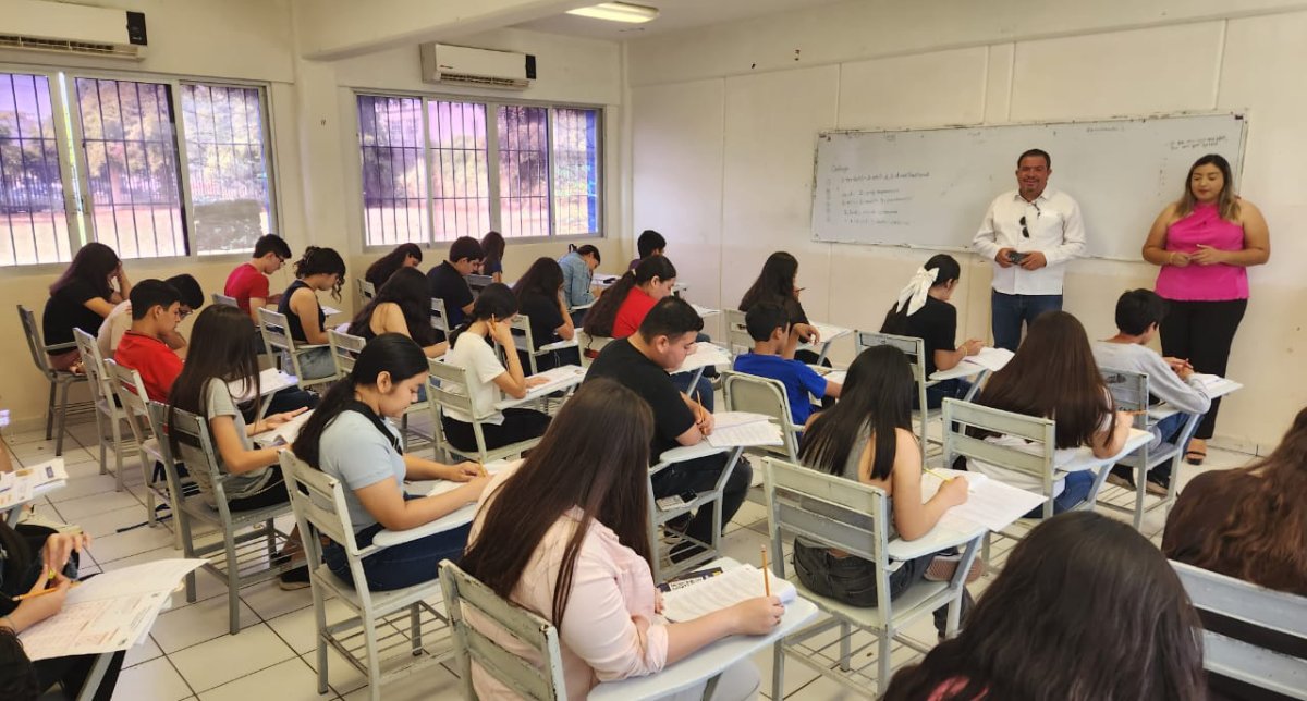 En Guasave, cerca de mil 500 aspirantes realizan examen de diagnóstico para la UAS este sábado