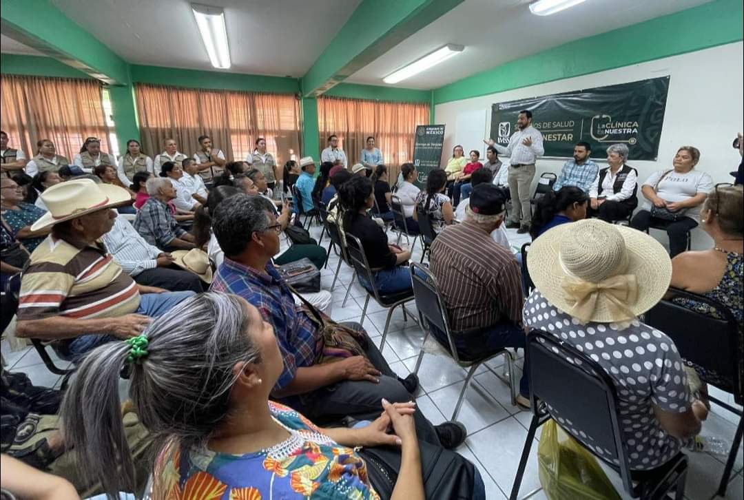 ‘La Clínica Es Nuestra’, también llegó a El Rosario, con sus tarjetas IMSS-Bienestar