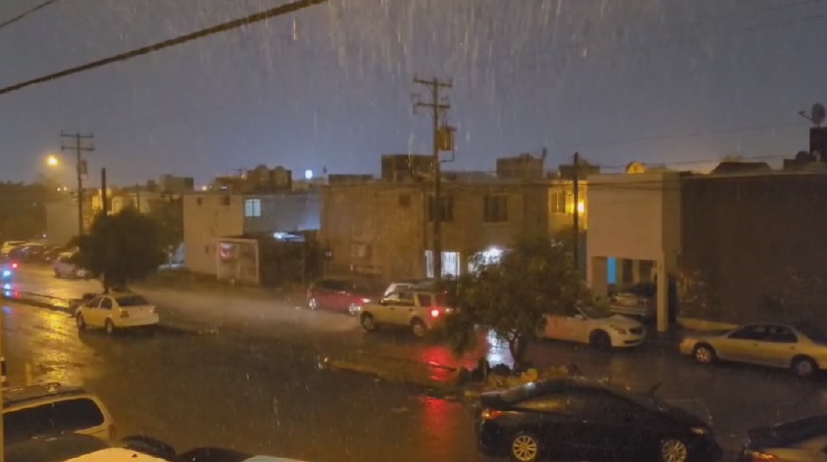 ¡Sí cumplió San Juan! En Concordia y Mazatlán ya caen borbotones de agua