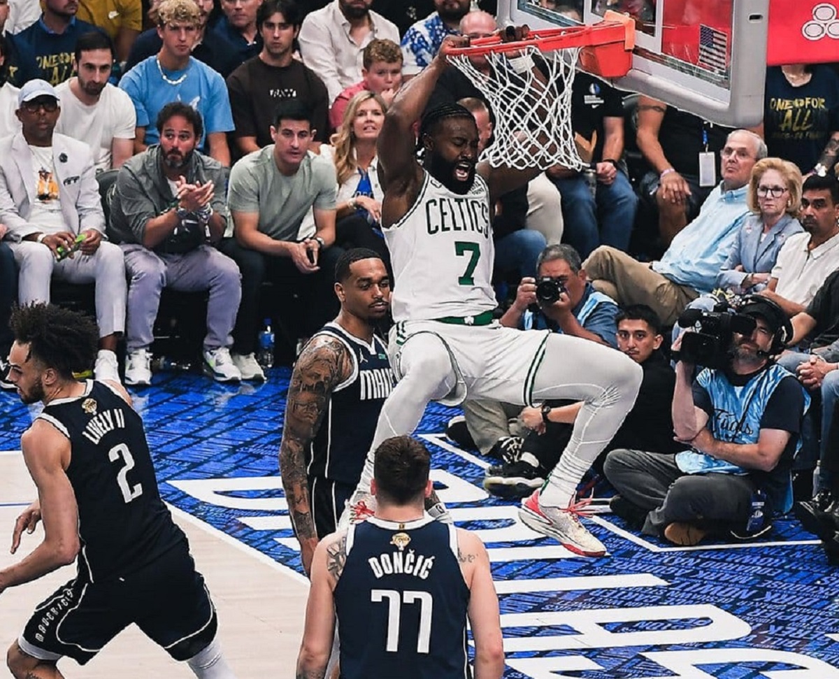 Los Celtics suman su tercer victoria en la final de la NBA