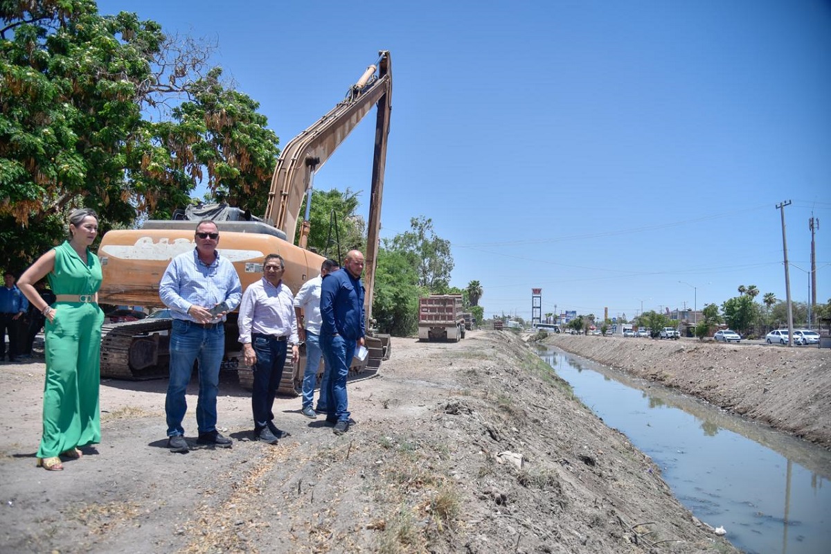 Supervisa el alcalde Gerardo Hervás avance de obras en Los Mochis y Ej. 5 de Mayo