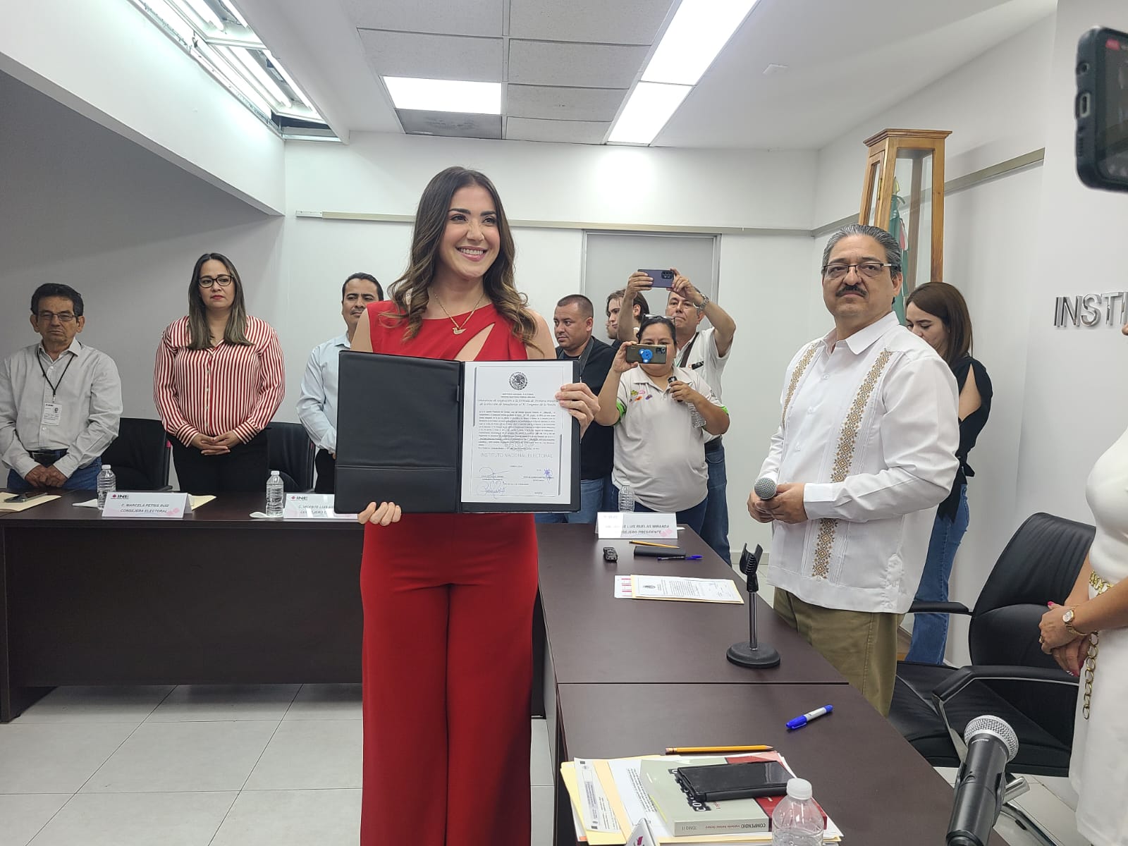 A ser la voz crítica y propositiva; va Paloma Sánchez al Senado