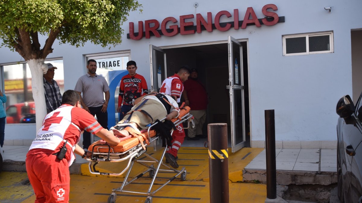 Identifican a lesionados del camionazo en la México 15 en Ahome; hombre y mujer, los fallecidos