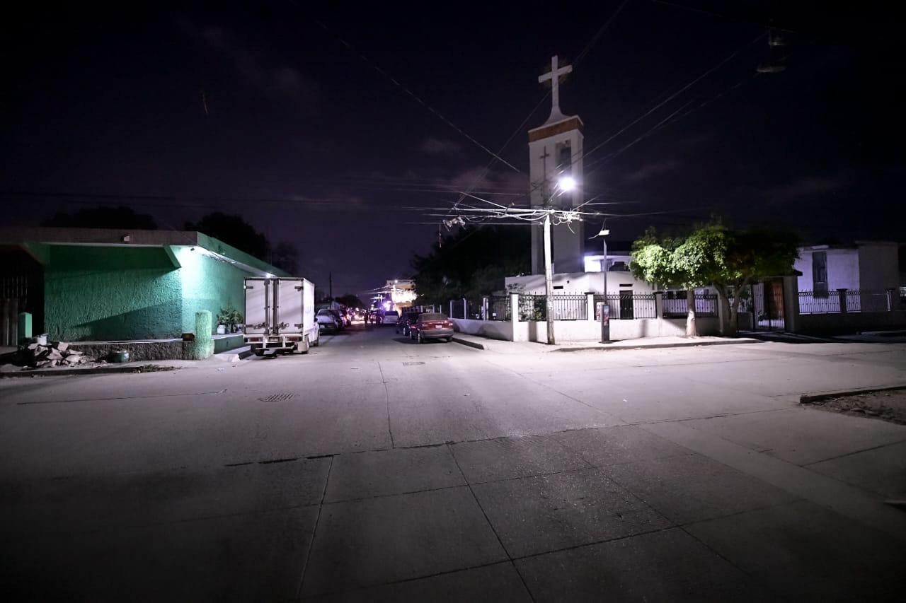 Estrenan alumbrado público en la colonia Salvador Allende de Mazatlán