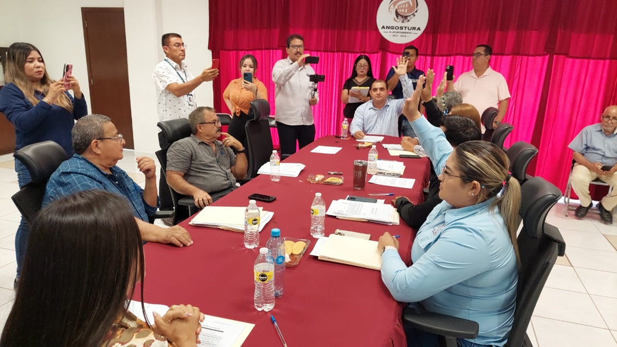 Con inconformidades, se aprueba en Angostura el regreso de Miguel Ángel Angulo a la presidencia