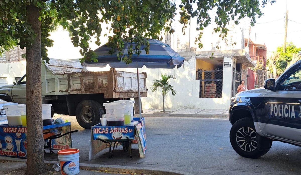 Con el cuchillo para cortar limones ataca a su rival de amores en Culiacán