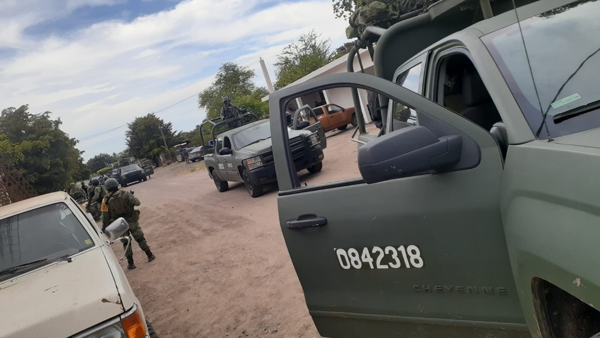 Se enfrentan a balazos grupo armado y Guardia Nacional en Angostura