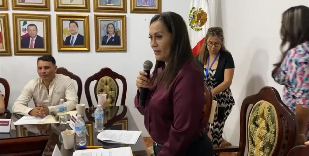 Se reincorpora Blanca Estela García como alcaldesa de Escuinapa luego de perder la reelección
