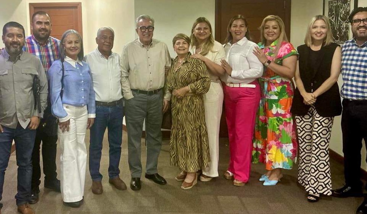 ‘Que le cumplan a la gente’, el llamado de Rocha en reunión con alcaldes electos: Cecilia Ramírez
