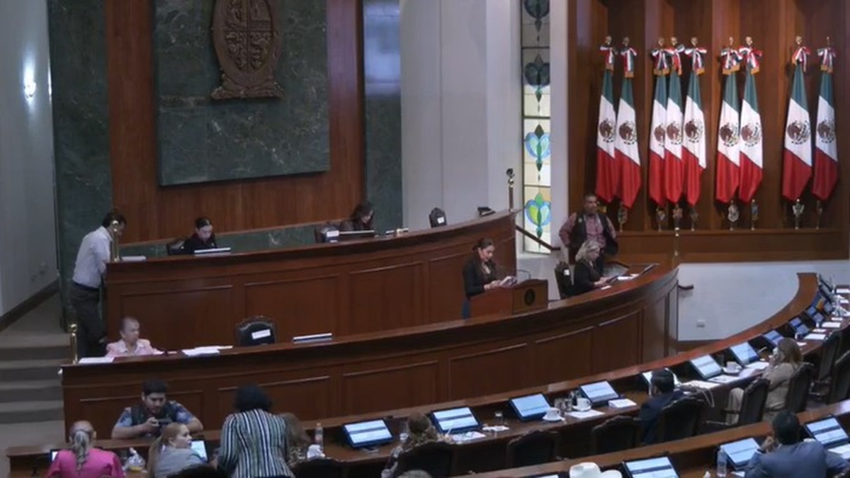 Alcaldes de Badiraguato y El Fuerte regresan a sus funciones tras reelegirse
