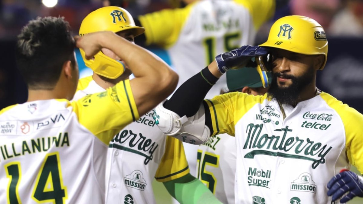 Kevin Kelly de los Sultanes de Monterrey le lanzó juego sin hit ni carrera a los Pericos de Puebla