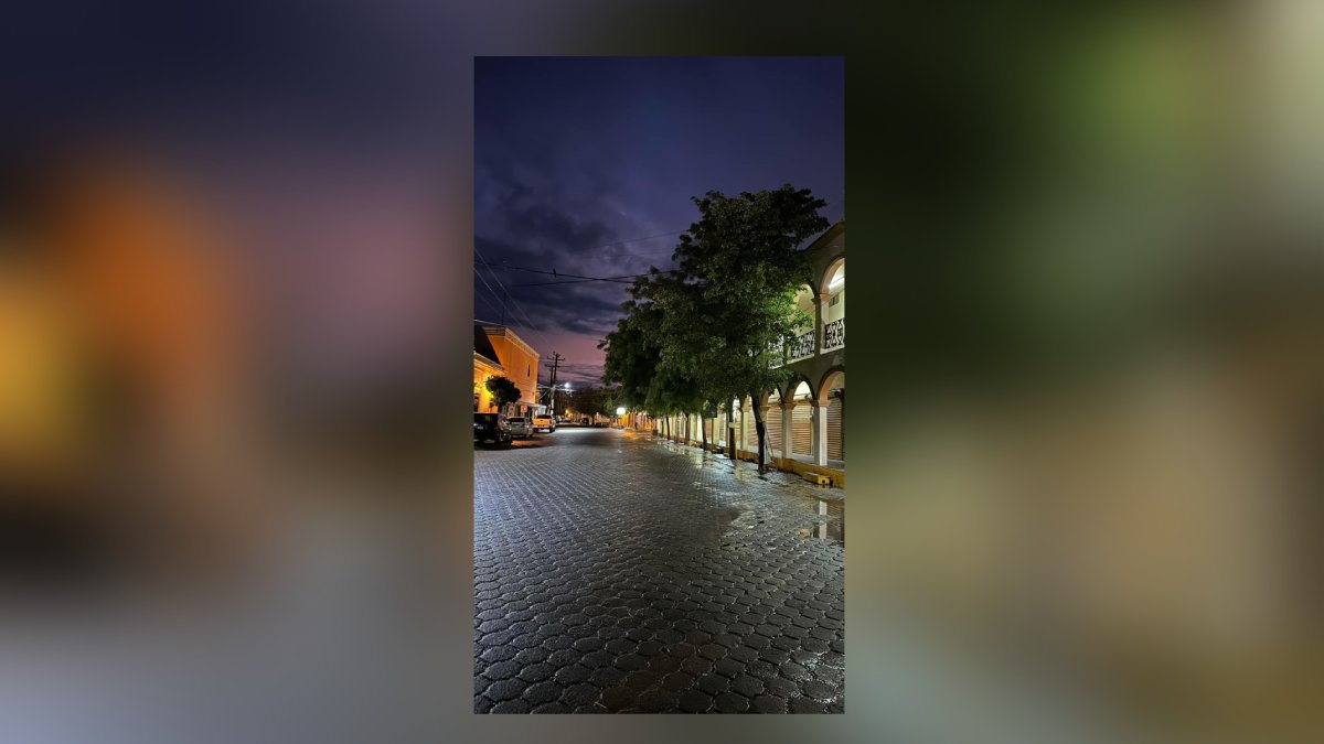 Tras azote de tromba en El Fuerte, CFE restablece el servicio de energía eléctrica