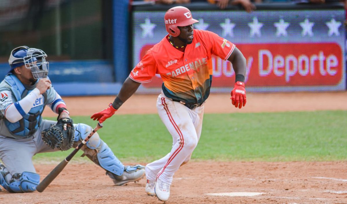 Los Venados de Mazatlán anuncian al cubano Yoel Yanqui como refuerzo