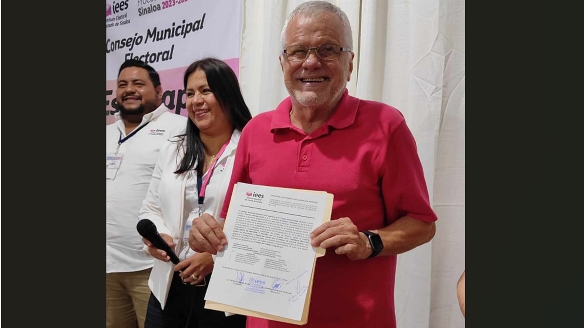 ‘Llegamos a la madurez ciudadana’, a ritmo de banda recibe Víctor Díaz Simental constancia de mayoría en Escuinapa