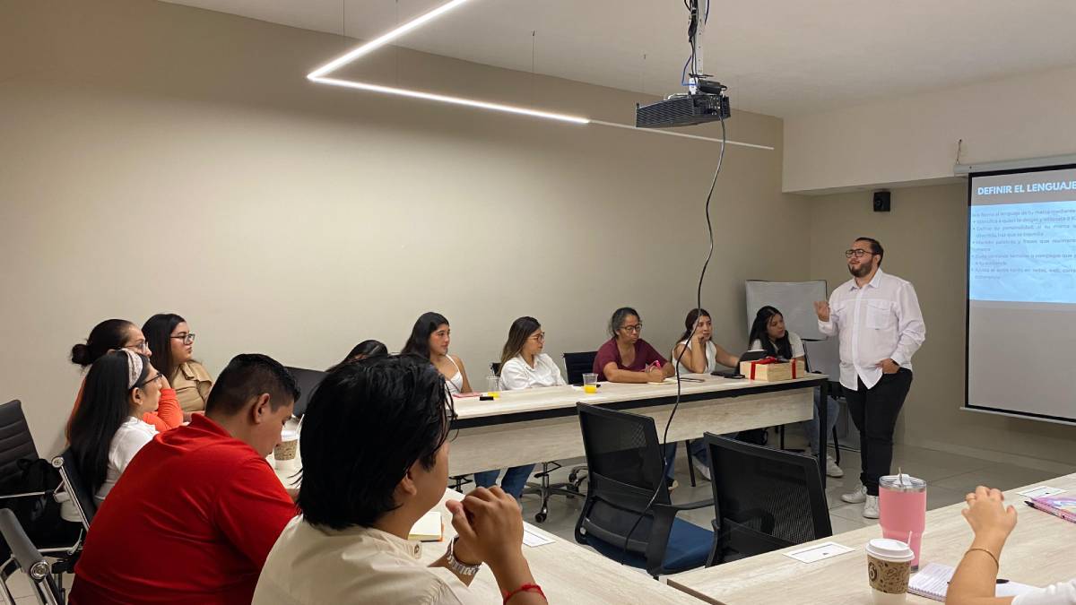 Capacita la Sedectur a 19 emprendedores mazatlecos con herramientas de marketing