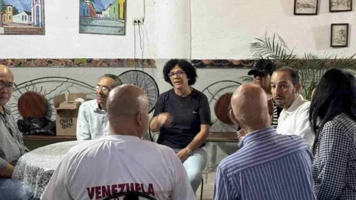 Marko Cortés, dirigente del PAN, lo expulsan de Venezuela