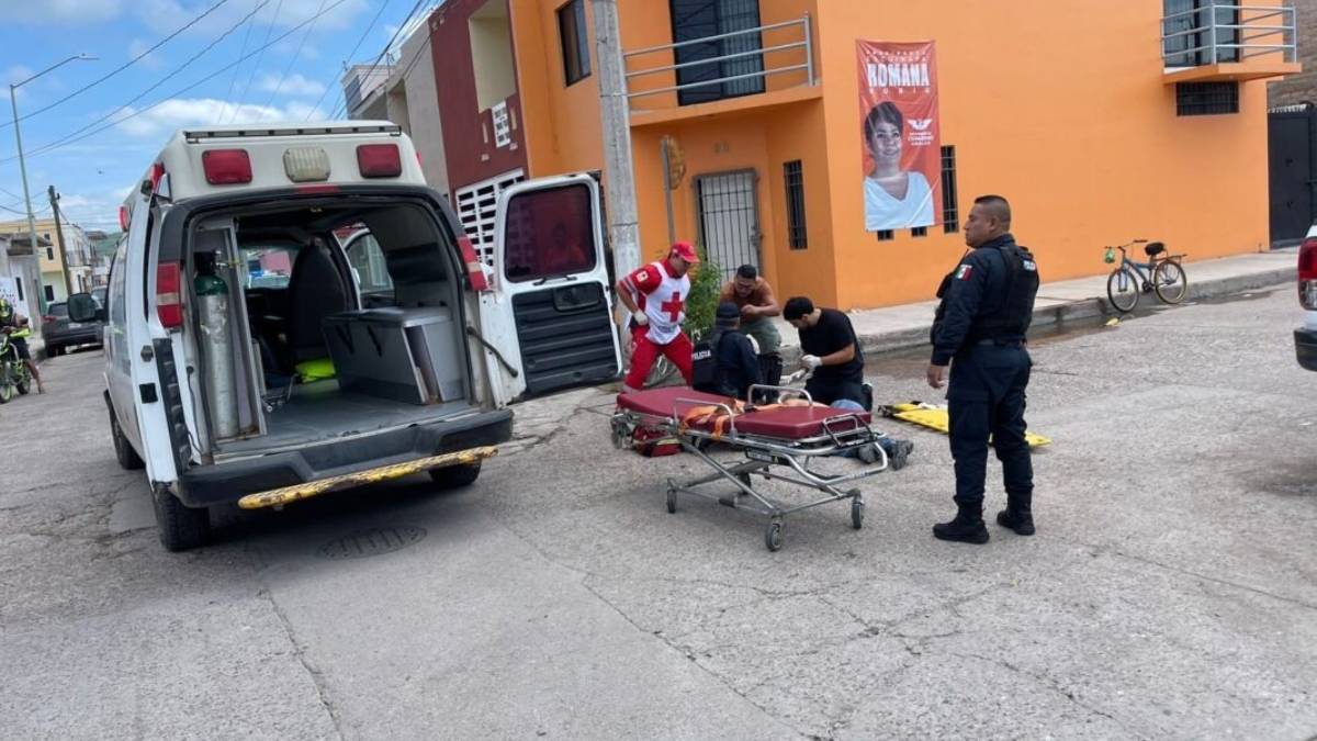 Accidente en Escuinapa deja un menor herido y cuantiosos daños materiales