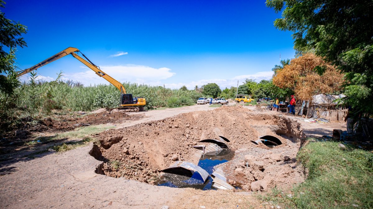 Obras Públicas acelera limpieza en tramo socavado del San Joachín; pondrán equipo de bombeo