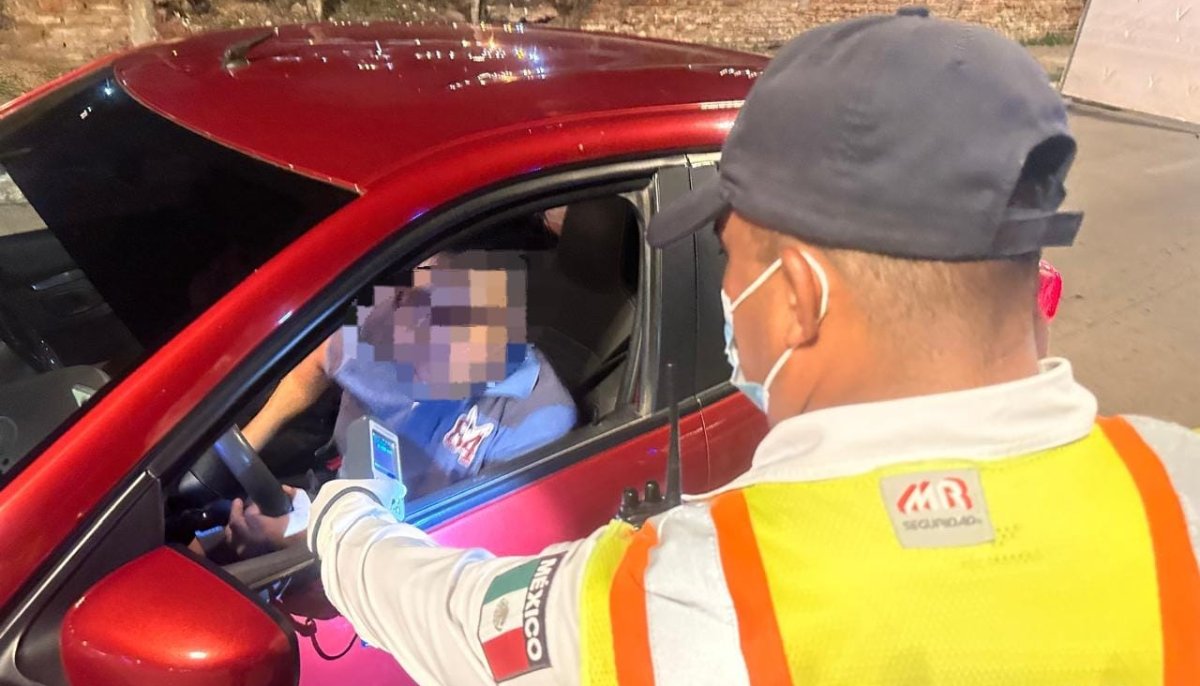 Juez cívico sanciona a 34 conductores por dar positivo en examen de alcoholímetro en Mazatlán