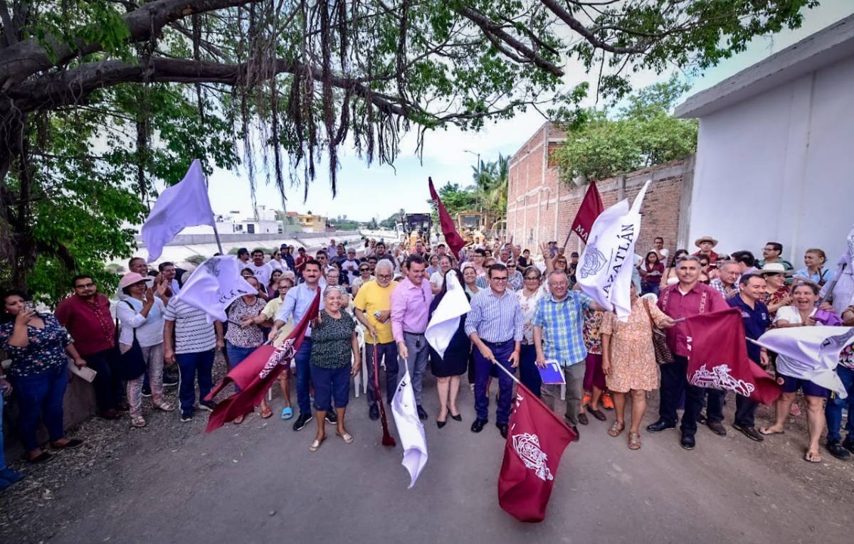 Con 25 mdp de inversión, arranca la pavimentación de avenida Framboyanes de Jacarandas, en Mazatlán