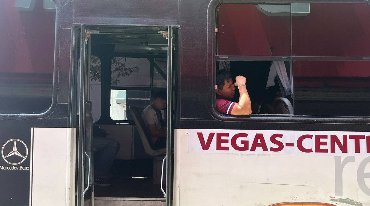 “La apología al delito es un perjuicio, el alucine es malo”: Concesionarios; a favor de restringir narcocorridos en el transporte público