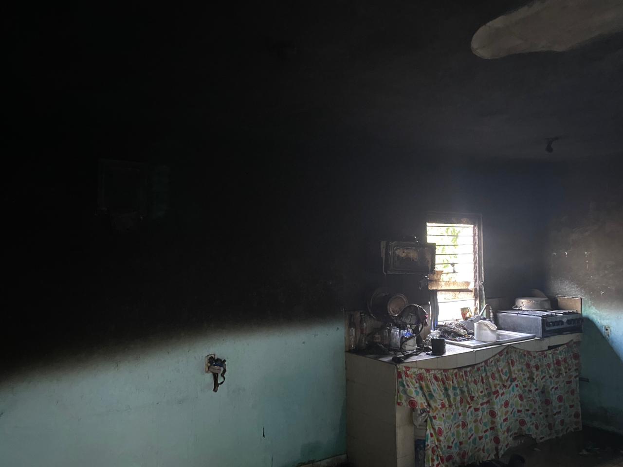 Arreglarán la casita de los León López para su regreso; vecinos de El Huitussi, Guasave, se unen tras incendio
