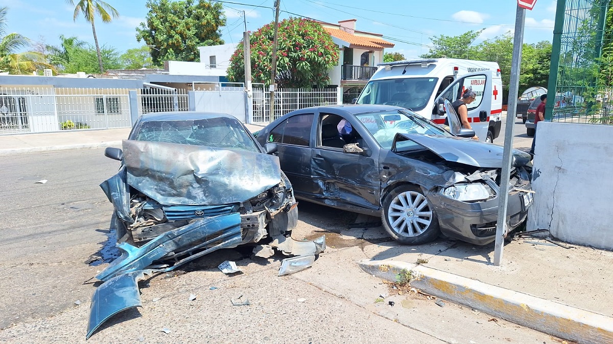Adulto mayor resulta lesionado tras encontronazo en Culiacán