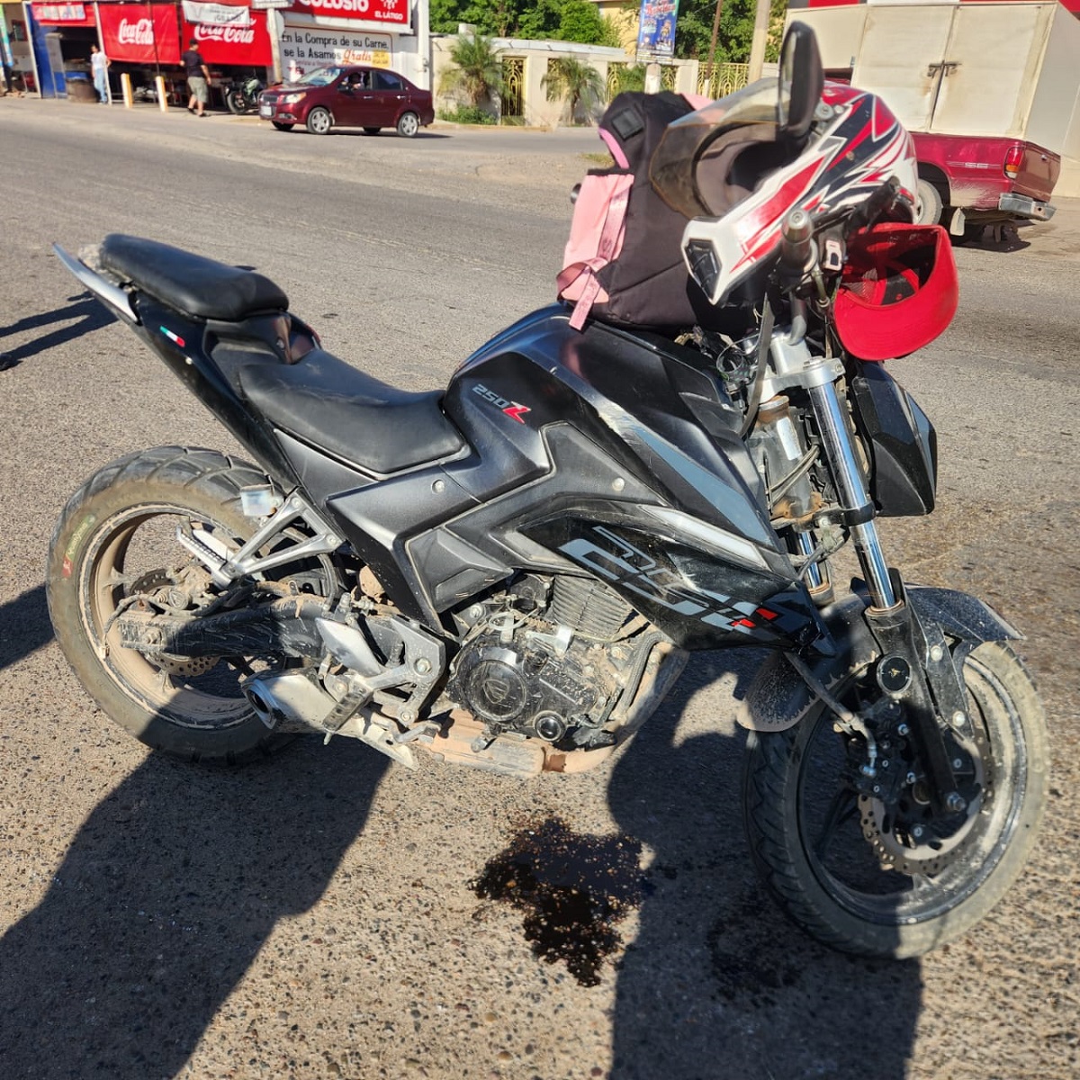 Choque de motos en Guasave deja a tres hombres lesionados