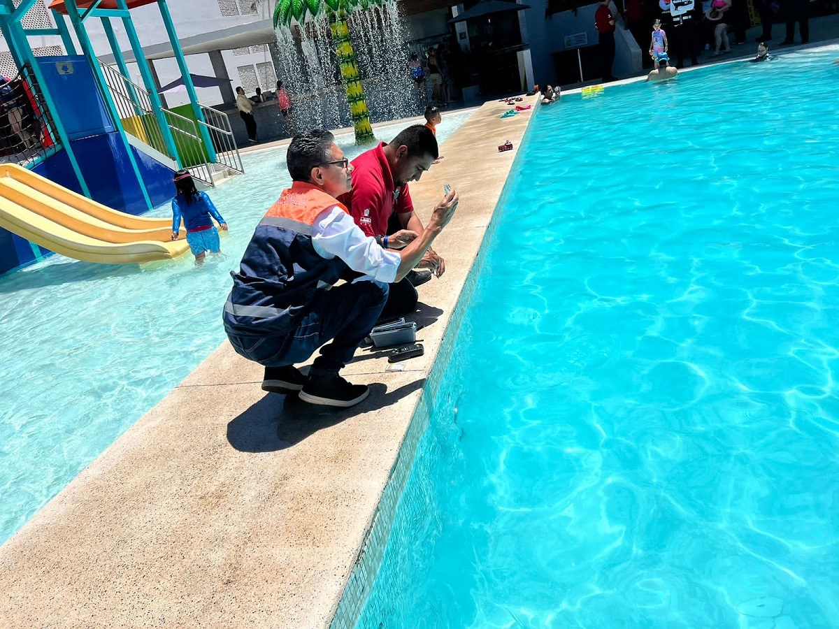 Activa y realiza la Coepriss operativo en albercas de Mazatlán para el periodo de verano