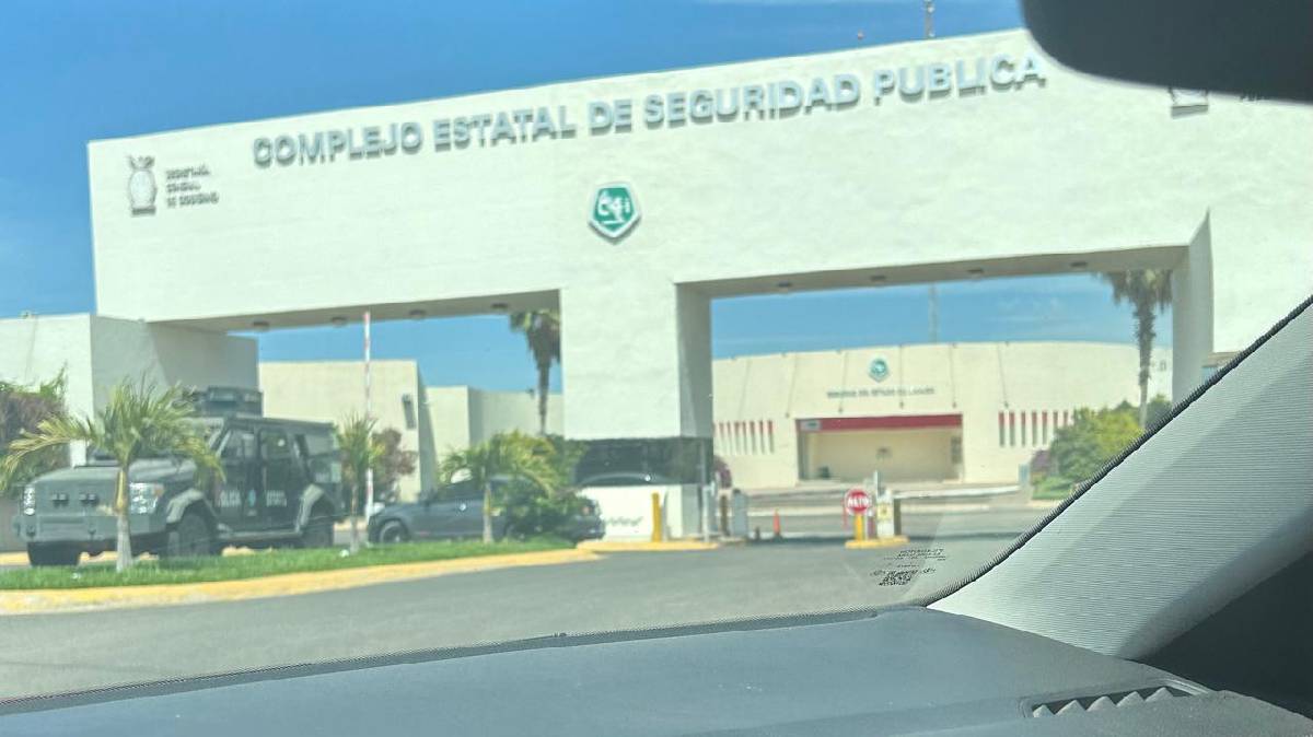 ¡Zafarrancho en el Complejo! Arrestan a director de la SSP por agresión a funcionaria