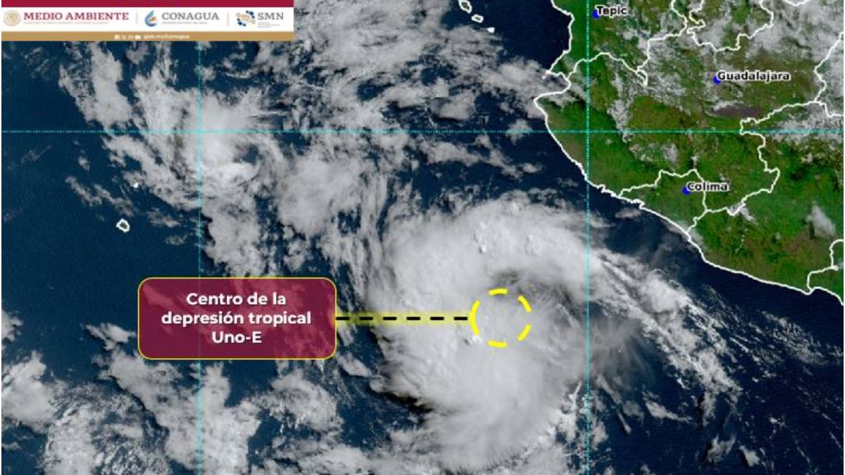 Se forma la Depresión Tropical Uno-E en el Pacífico, su centro se localiza en costas de Jalisco y Colima 