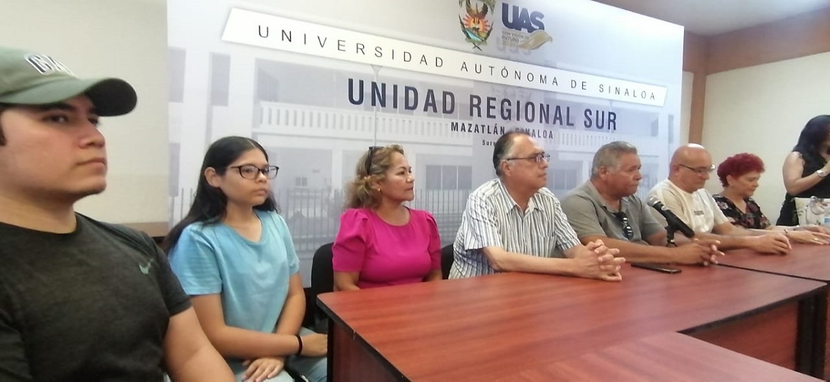 Profesores y estudiantes de la UAS rechazan acusaciones que hace el gobernador de la compra de calificaciones