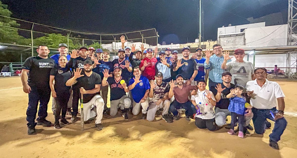 Facultad de Derecho se proclama pentacampeón del softbol Suntuas